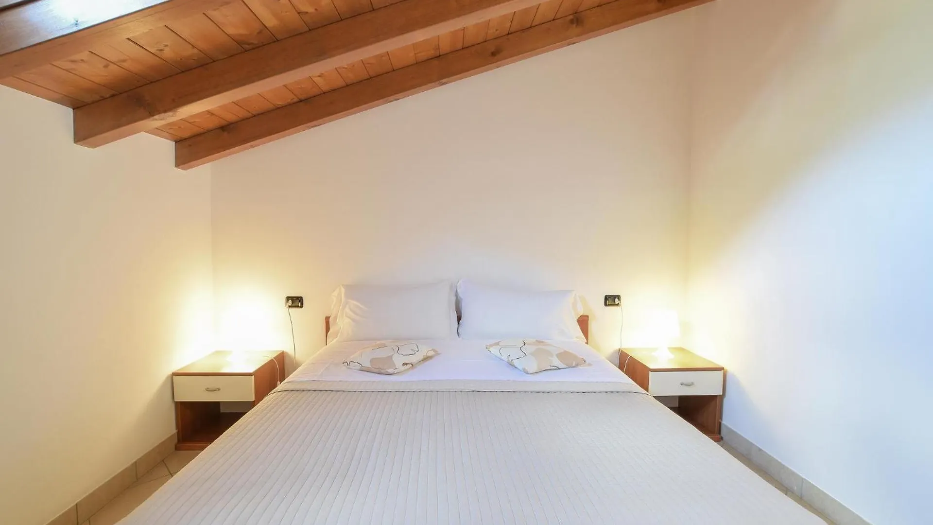 1 Bedroom Amazing Apartment In Domaso Ιταλία