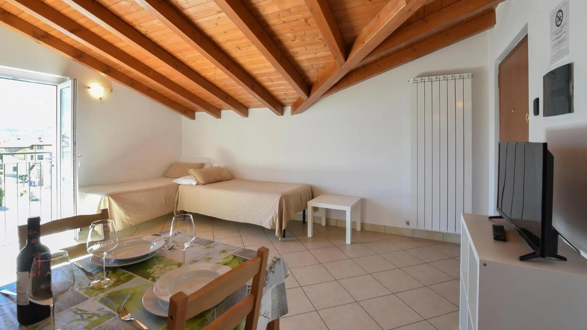 1 Bedroom Amazing Apartment In Domaso Ιταλία